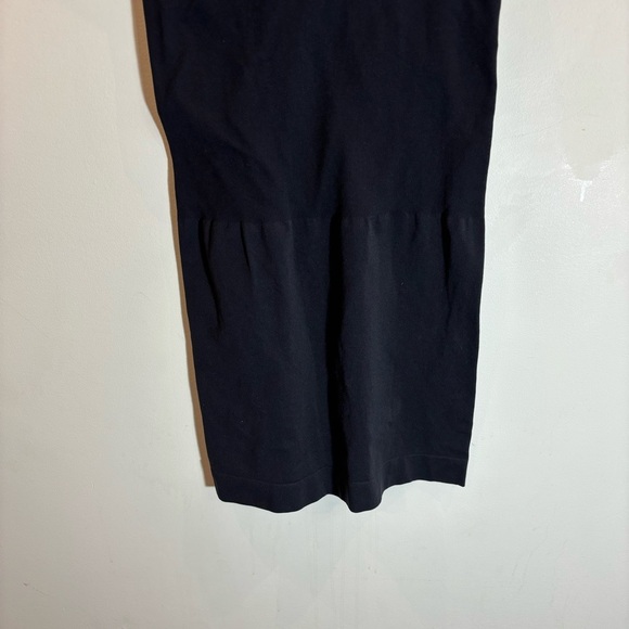 ASSETS BY SPANX Sz L Medium Compression Adjustable Straps Slip Shapewear - Picture 7 of 10